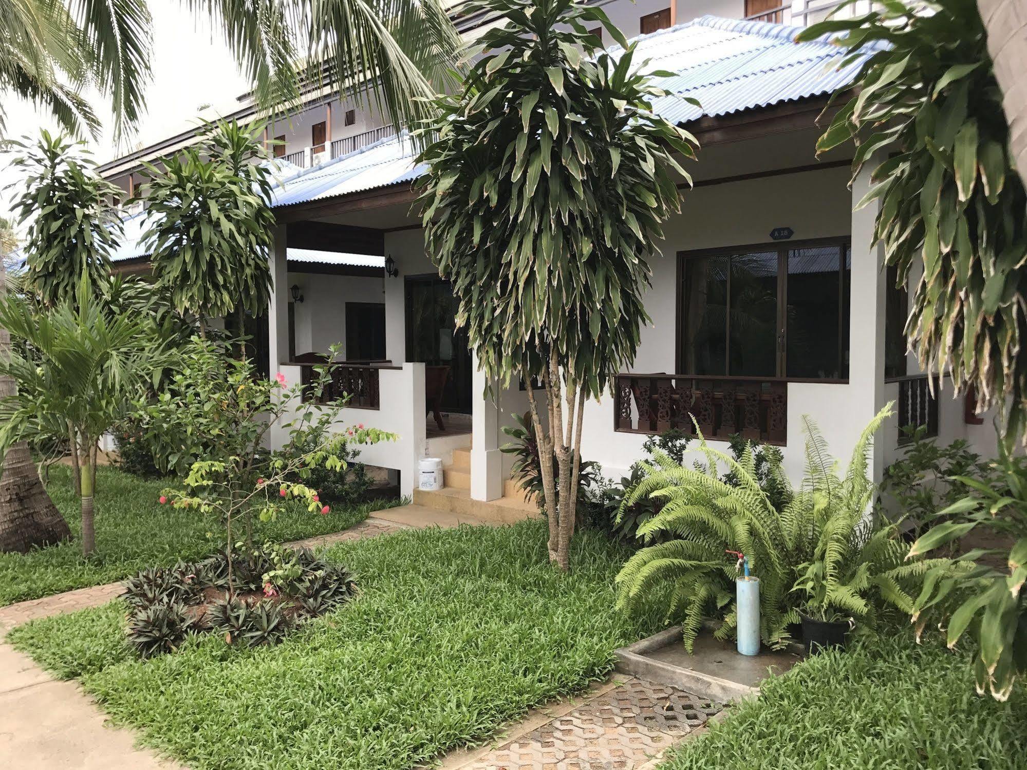 Marina Beach Resort - SHA Extra Plus Lamai Beach  Exterior foto